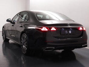 Vehicle image MERCEDES-BENZ E 220 d AMG Line 4matic