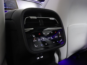 Vehicle image MERCEDES-BENZ E 220 d AMG Line 4matic