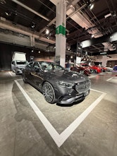 Vehicle image MERCEDES-BENZ E 220 d AMG Line 4matic