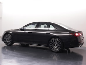 Vehicle image MERCEDES-BENZ E 220 d AMG Line 4matic