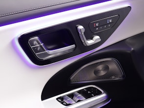 Vehicle image MERCEDES-BENZ E 220 d AMG Line 4matic