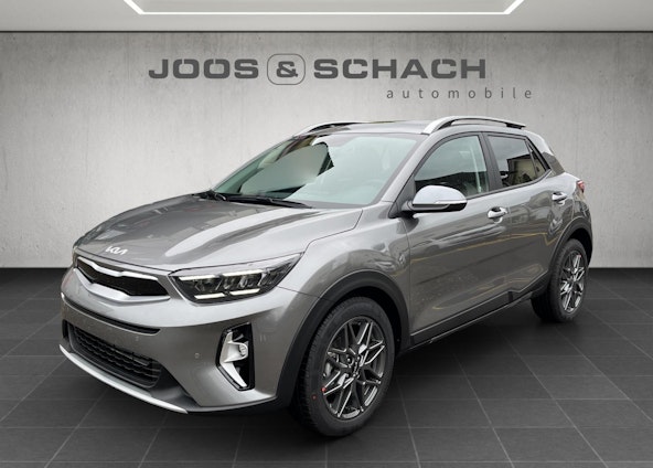 First vehicle image First vehicle image