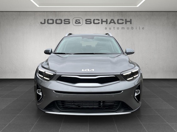 Vehicle image 19 Vehicle image 19