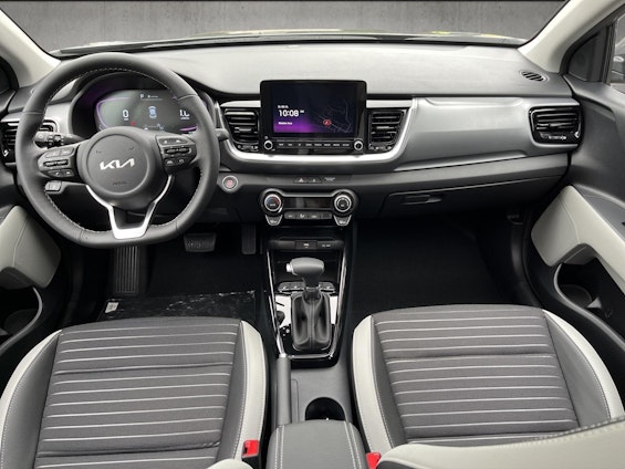 Vehicle image 30 Vehicle image 30