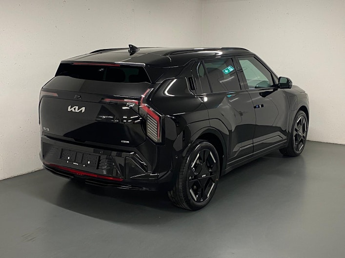 Vehicle image KIA EV3