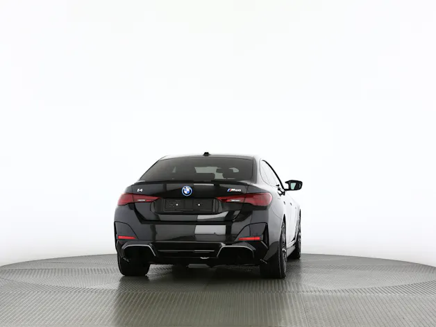 BMW i4 M50
