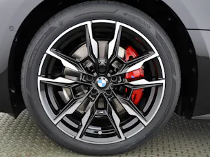 BMW i4 M50