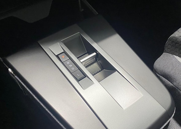 Vehicle image 9 Vehicle image 9