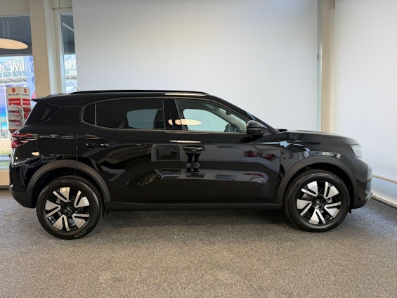 Vehicle image 3 Vehicle image 3