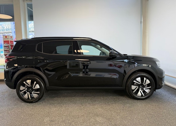 Vehicle image 3 Vehicle image 3