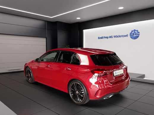 MERCEDES-BENZ A 250 AMG Line 4m 3