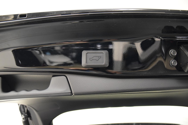 Vehicle image SUZUKI ACROSS