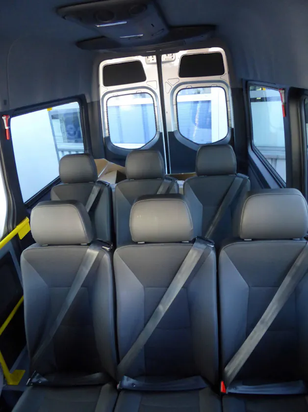 Mercedes-Benz Sprinter 317 CDI KA S 4x2 // 9-Plätzer