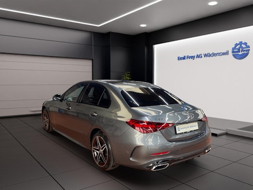 MERCEDES-BENZ C 300 de AMG Line 4matic 3