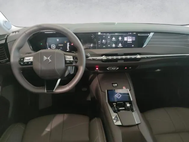 DS Automobiles 4 1.2 Hybrid Antoine de Saint Exupéry