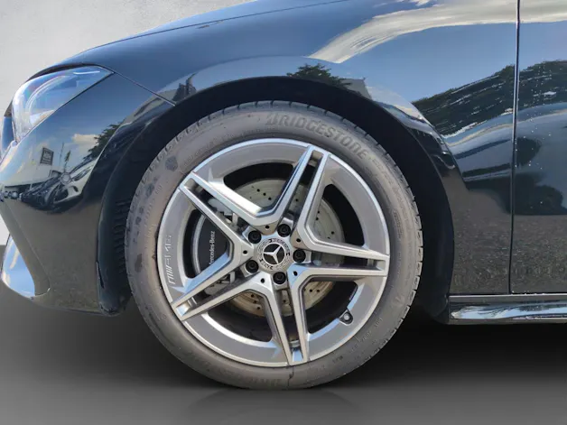Mercedes-Benz CLA 220 AMG Line 4Matic