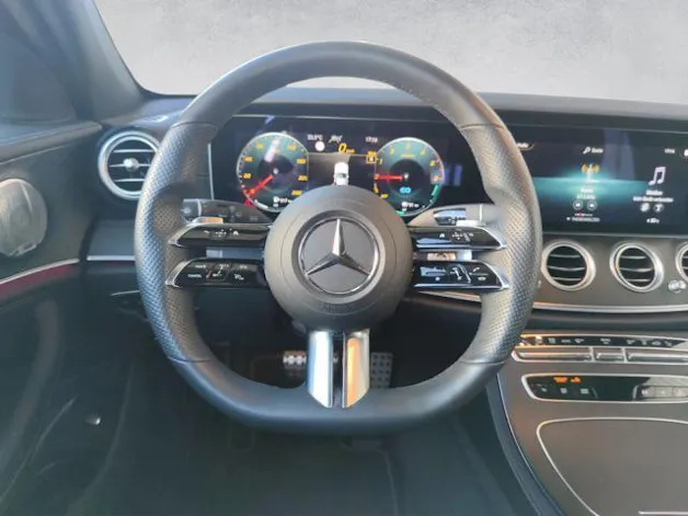 Mercedes-Benz E 300 de AMG Line 4Matic T-Modell
