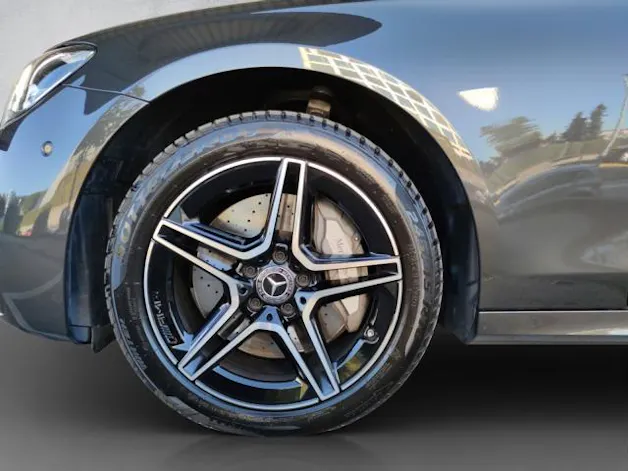 Mercedes-Benz E 300 de AMG Line 4Matic T-Modell