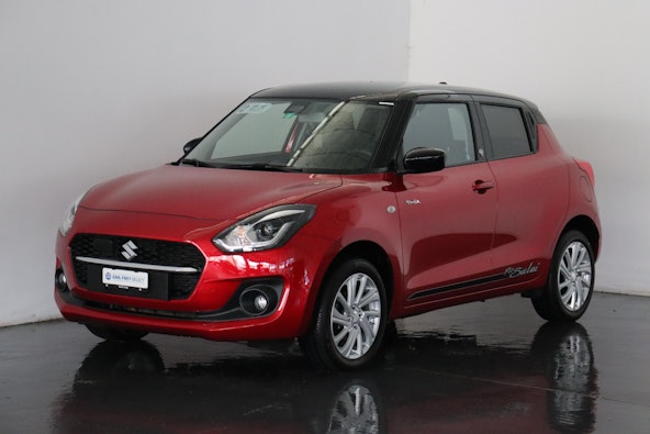 First vehicle image