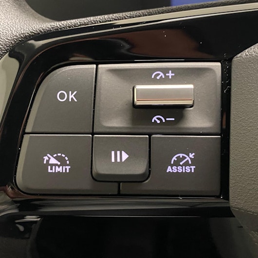 Vehicle image OPEL VIVARO