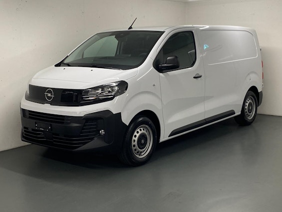 First vehicle image