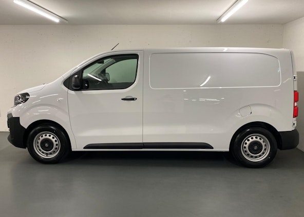 Vehicle image 2 Vehicle image 2