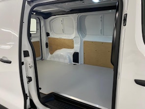 Vehicle image OPEL Vivaro Cargo 1.5 D 120 S/S