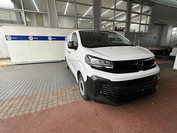 Vehicle image OPEL VIVARO