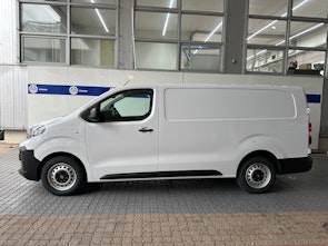 Vehicle image OPEL Vivaro Cargo XL 2.0 D 144 S/S