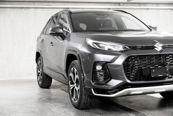 Vehicle image 9