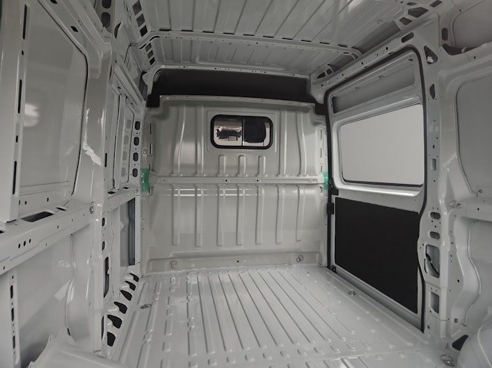 Vehicle image OPEL MOVANO