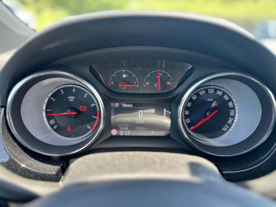 Vehicle image 6 Vehicle image 6