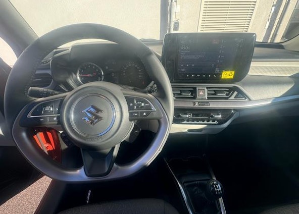 Vehicle image 5 Vehicle image 5