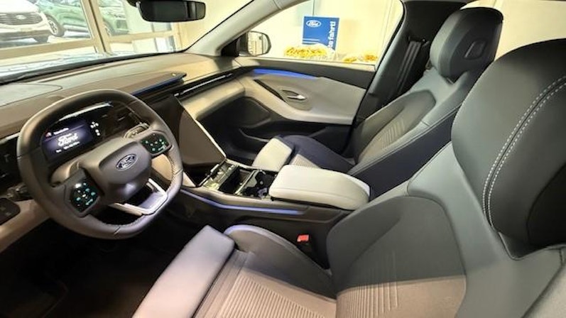 Vehicle image FORD EXPLORER