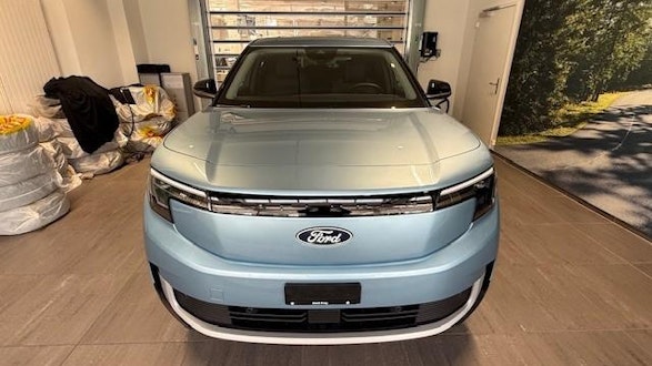 FORD Explorer Extended Range Premium 1