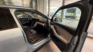 Vehicle image FORD Explorer Extended Range Premium