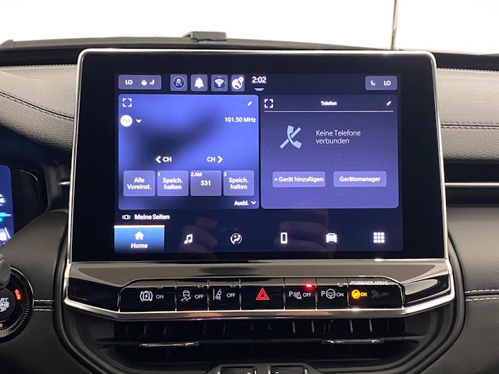 Vehicle image JEEP COMPASS