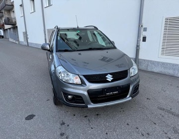 Vehicle image SUZUKI SX4 0 Vehicle image SUZUKI SX4 0
