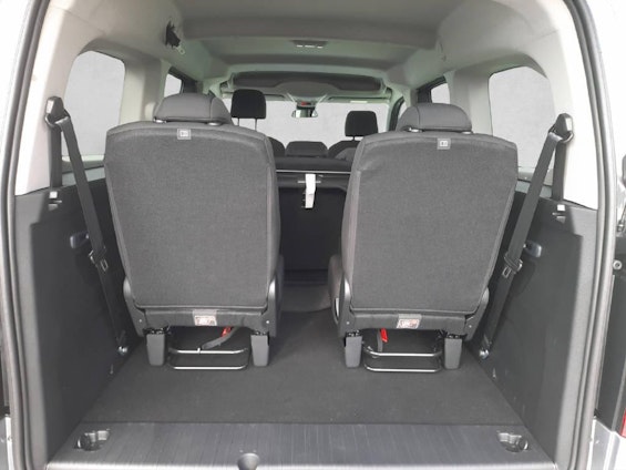 Vehicle image 7 Vehicle image 7