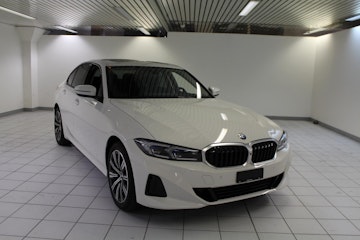 Vehicle image BMW 330i xDrive