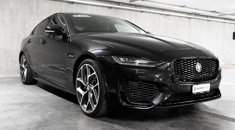 Vehicle image JAGUAR XE