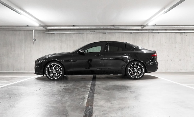 Vehicle image JAGUAR XE