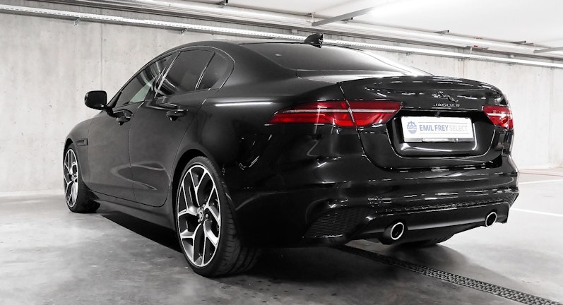 Vehicle image JAGUAR XE