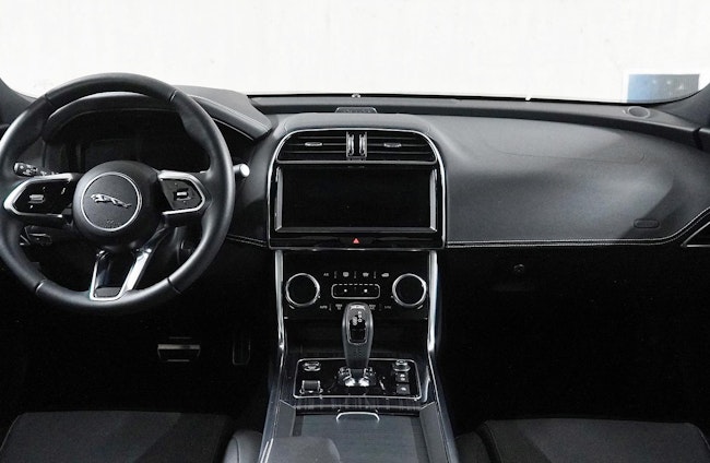 Vehicle image 9 Vehicle image 9