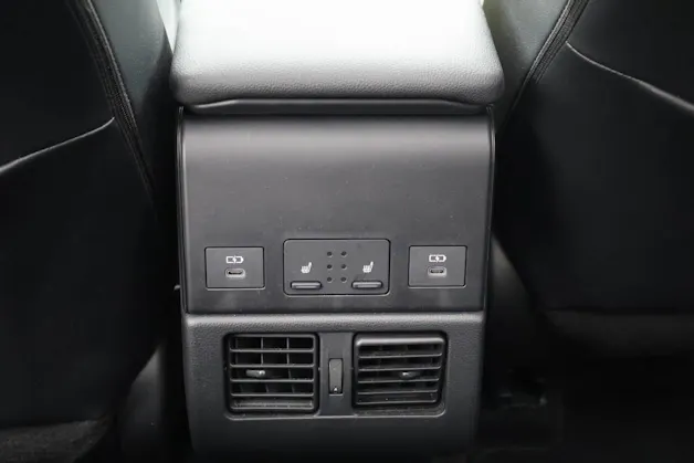Subaru Solterra eV Luxury AWD