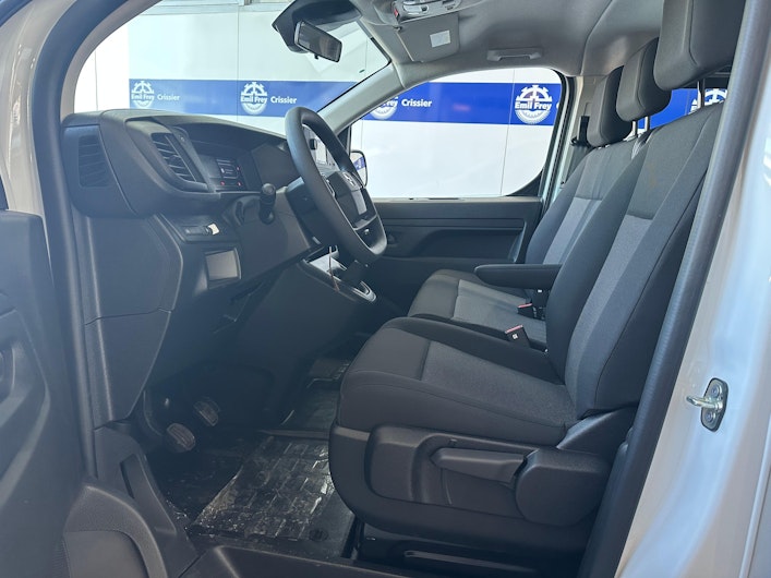 Vehicle image OPEL VIVARO