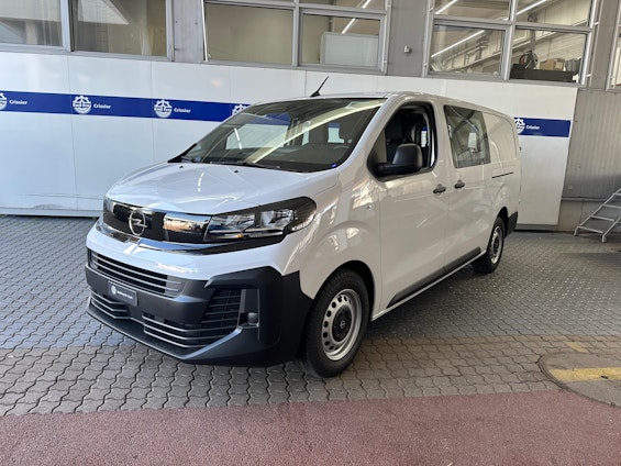 First vehicle image