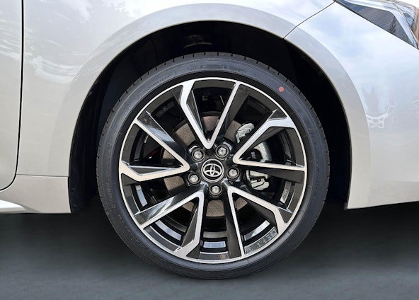 Vehicle image 4 Vehicle image 4