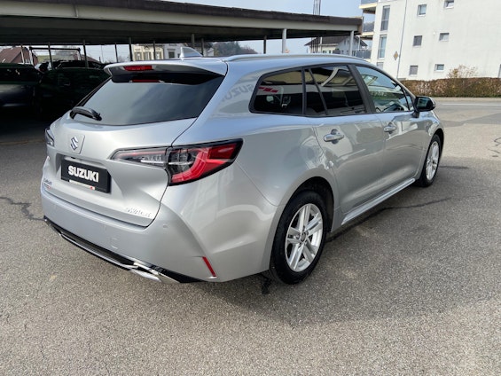 Vehicle image 6 Vehicle image 6