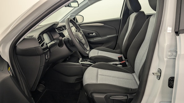 Vehicle image 5 Vehicle image 5